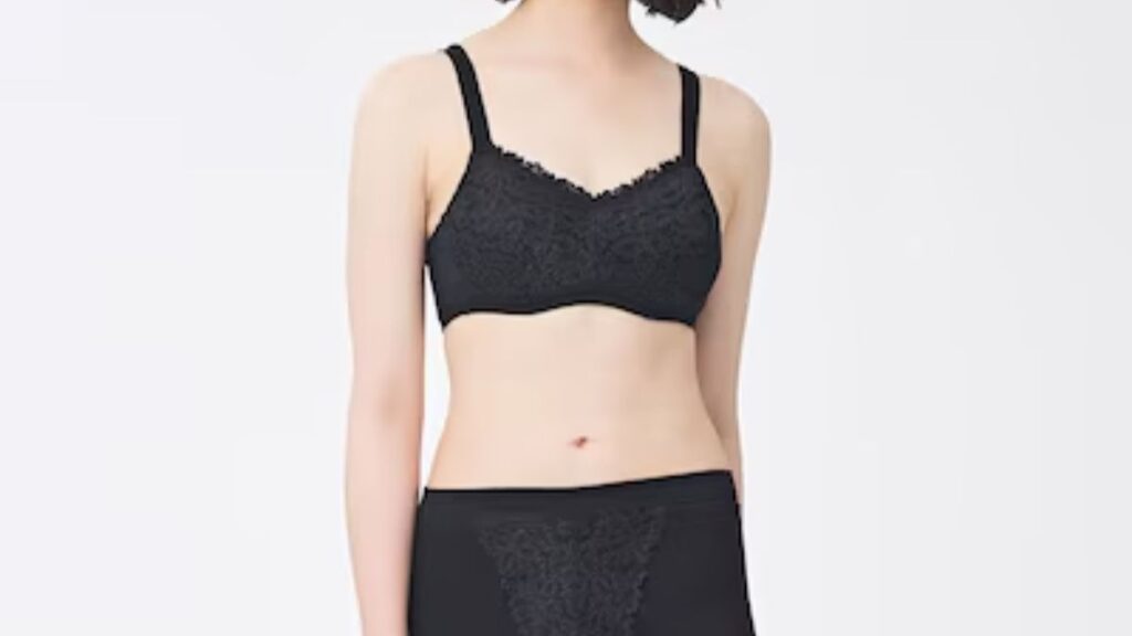 GUナイトブラを着用してる女子の画像