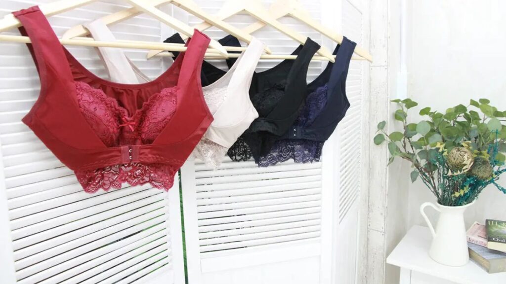 色違いのナイトブラの画像